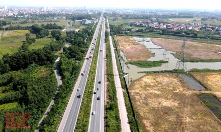 Muốn tách sổ đỏ mà không muốn chuyển đất nông nghiệp sang thổ cư, phải làm sao?